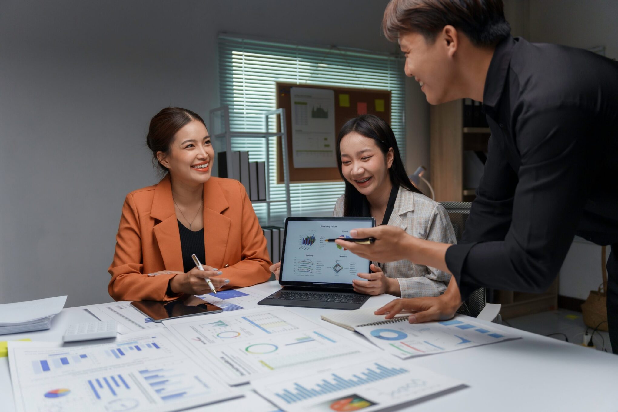 singapore printing company employees | Oxford Graphics